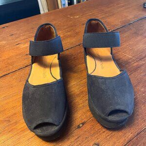 Blue Suede Wedges / Sandals size 7 by L'amour Des Pieds